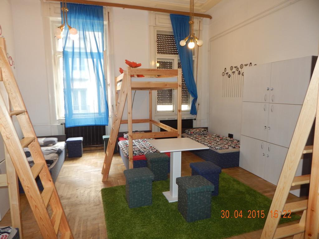 Violet Hostel Budapest Zimmer foto