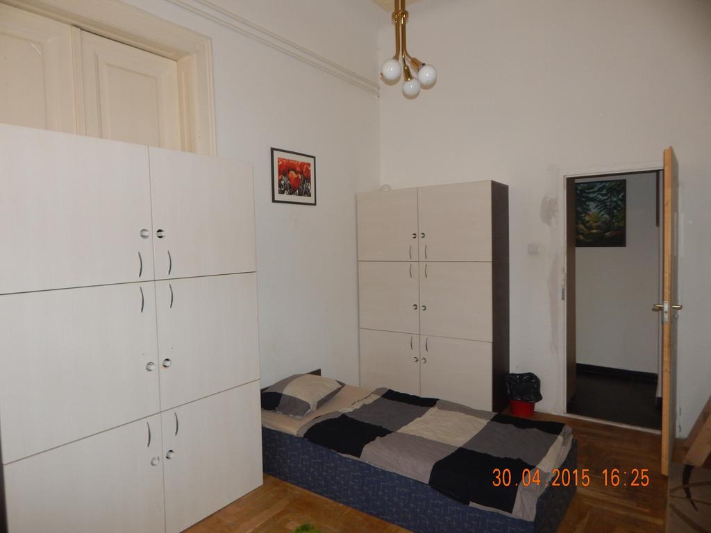 Violet Hostel Budapest Zimmer foto