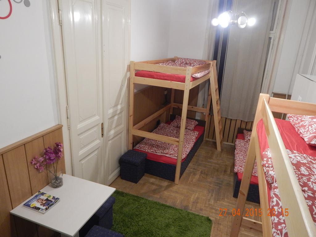 Violet Hostel Budapest Zimmer foto