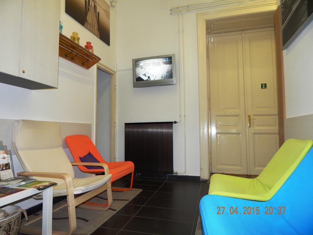 Violet Hostel Budapest Exterior foto